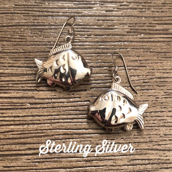 Vintage Jewelry - Vintage Sterling Silver 3-D Puffy Fish Earrings